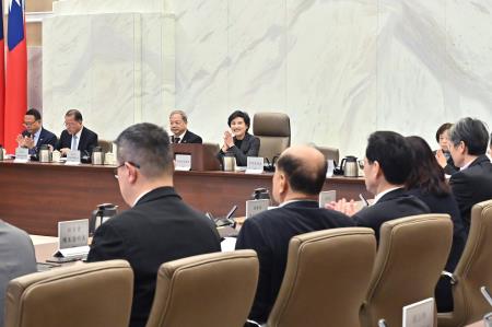 國土安全政策會報第15次會議_1140219_1.jpg